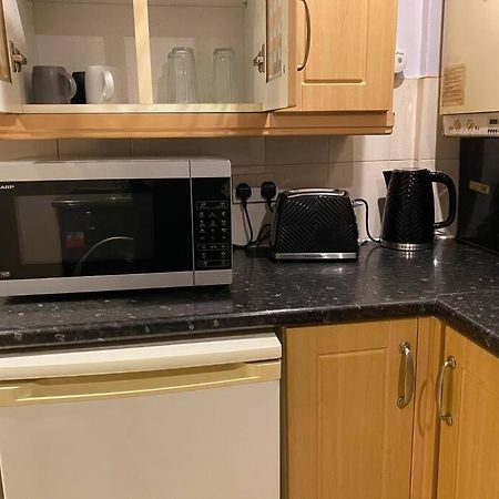 Spacious 2 Bedroom Flat Londres Extérieur photo